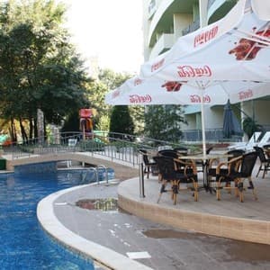 Готель Perunika Hotel — Золоті піски, Болгарія