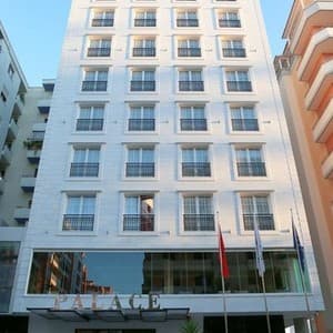 Готель Palace Hotel — Вльора, Албанія