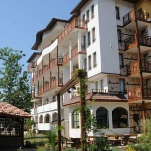 Ivanchov Han Hotel