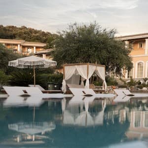 Nefeli Hotel Kommeno