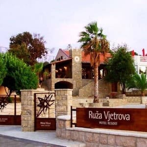 Wind Rose Hotel Resort