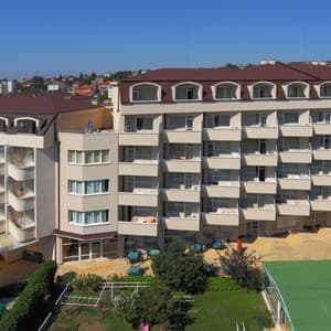 Aurora Hotel & Villa