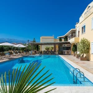 Veronica Hotel & Suites