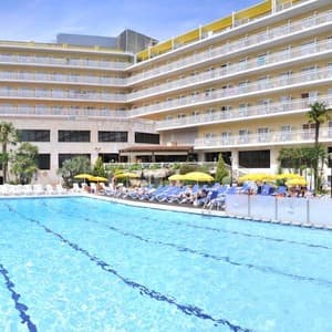 Готель Oasis Park & Spa Hotel — Ллорет-де-Мар, Іспанія