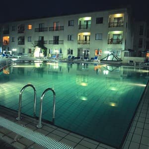 Готель Helios Bay Hotel — Пафос, Кіпр