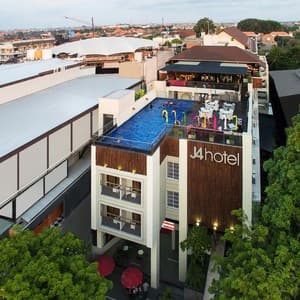 J4 Hotel Legian