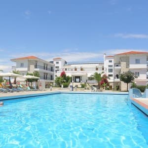Готель Hilltop Hotel — Халкідікі, Греція