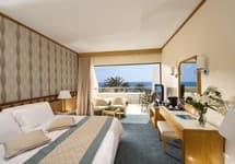 Constantinou Bros Pioneer Beach Hotel — фото 3