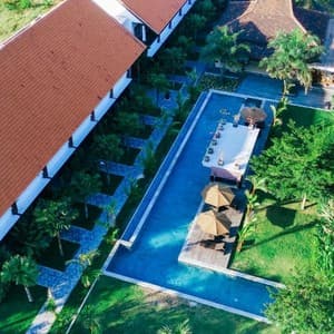 Griya Shanti Suites Resort