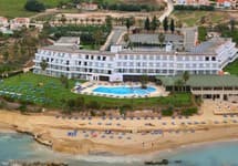 Corallia Beach Hotel Apartments — фото 2