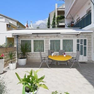 Angel Apartments