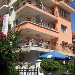Vesela Villa