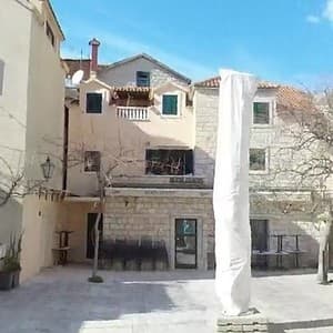 Barto Apartments