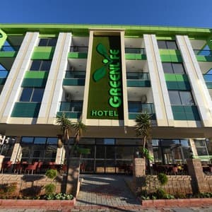 Green Life Hotel