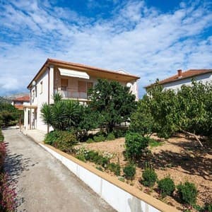 Готель Ivo Apartment & Rooms — Трогір, Хорватія