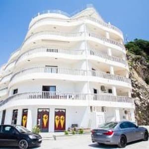 Rafailovici Apartments