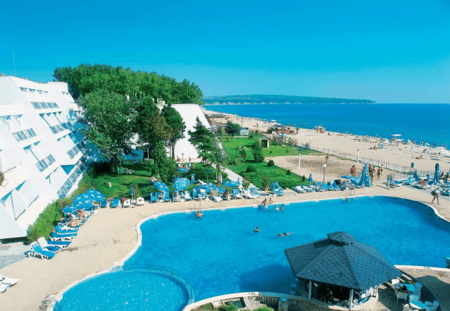 AluaSun Helios Beach