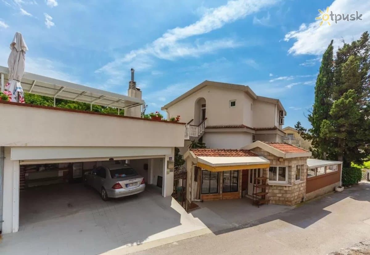 Popovic Apartments