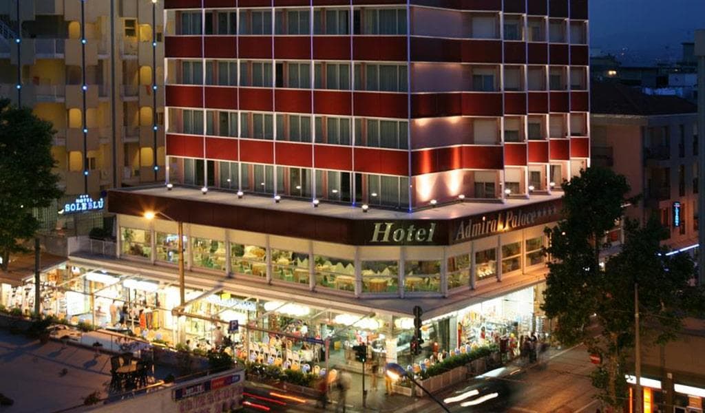 Admiral Art Hotel
