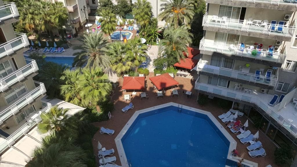Carmen Suite Hotel