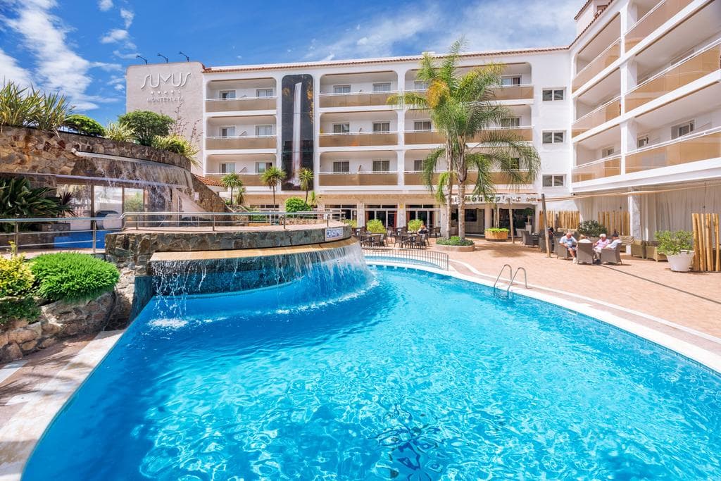 Готель Sumus Hotel Monteplaya — Коста Барселона, Іспанія