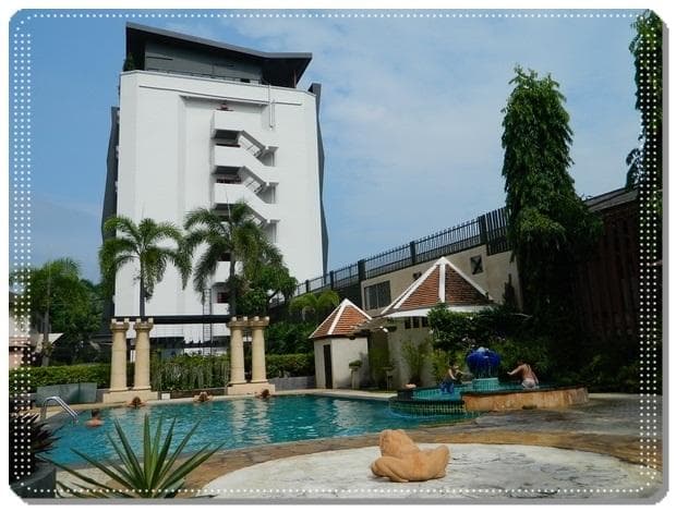 Lantana Pattaya Hotel & Resort