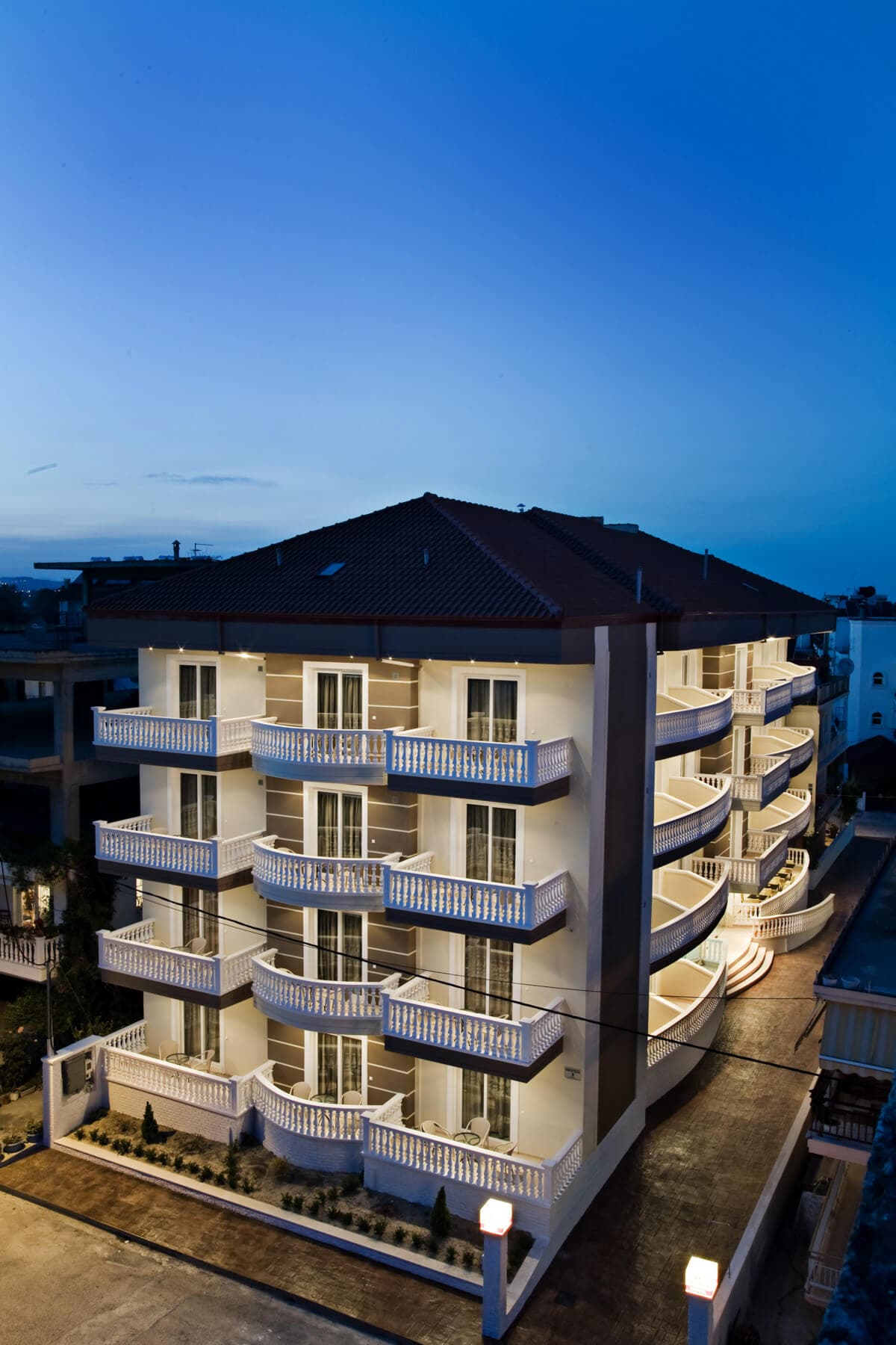 RG Status Hotel