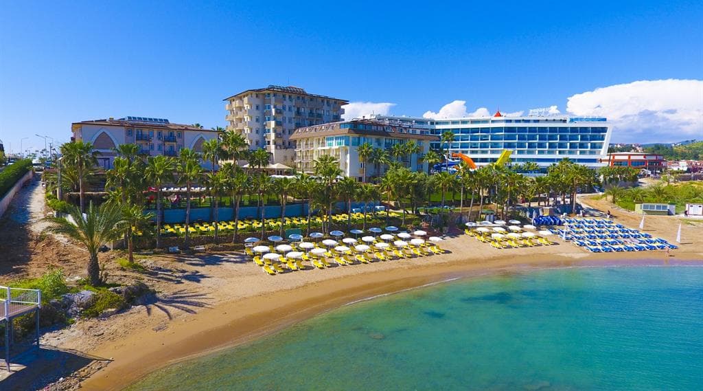 Eos Beach Resort