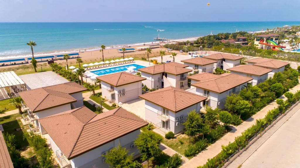 Crystal Boutique Beach Resort