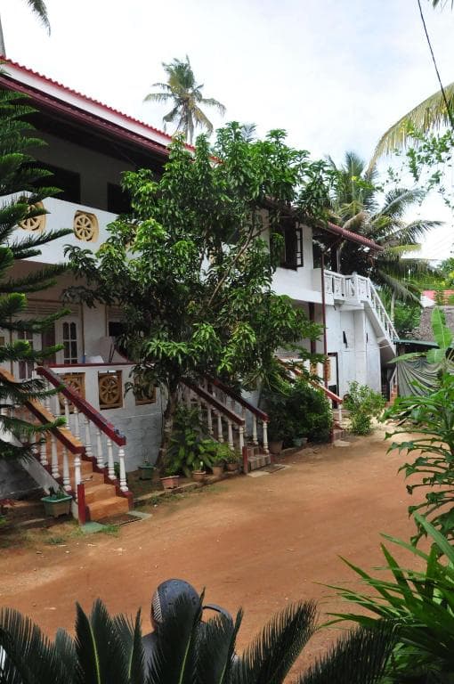 Mama's Place Mirissa
