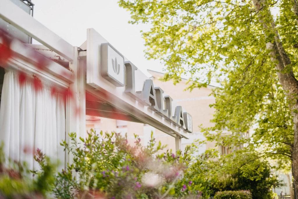 Lalla Hotel Beauty & Relax