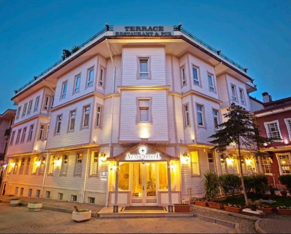 Azade Premier Hotel