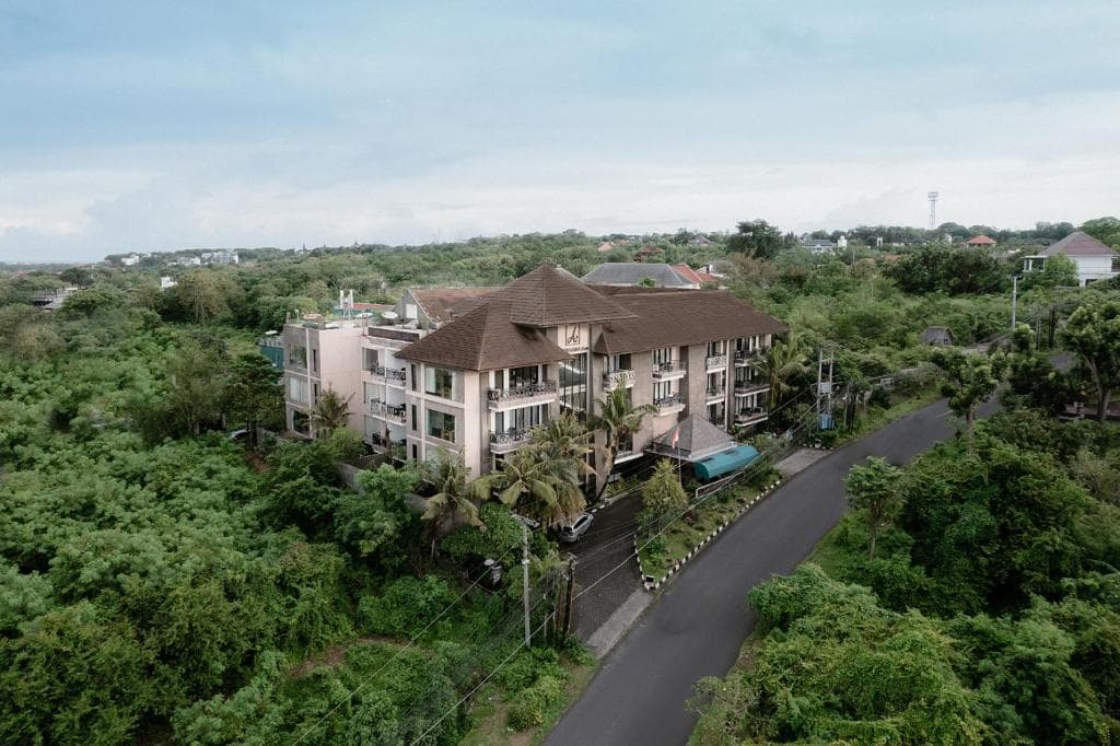 Amaroossa Suite