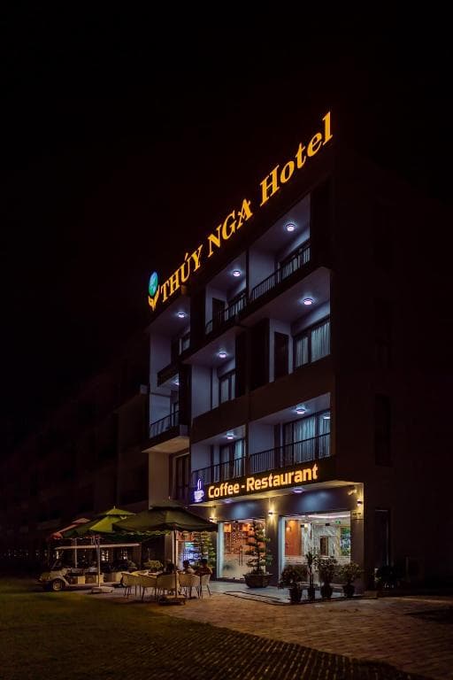 Selina Hotel