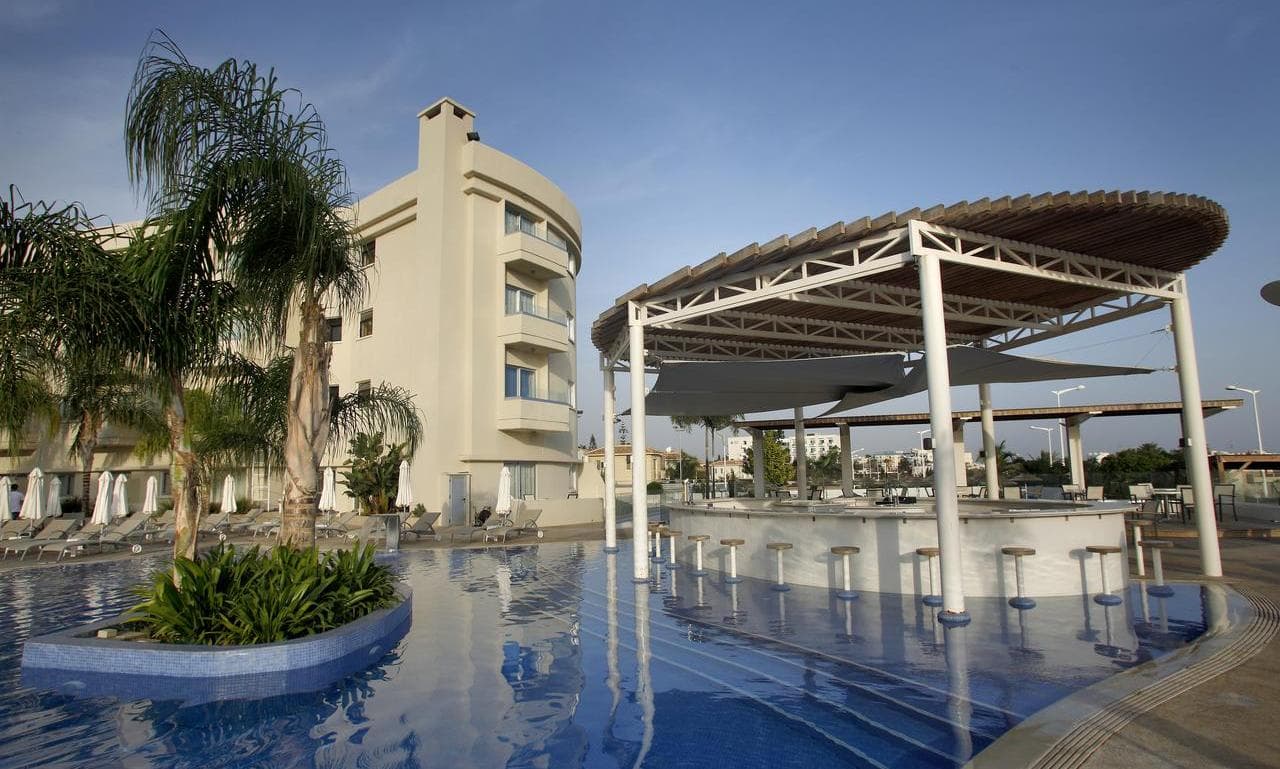 Sunrise Oasis Hotel