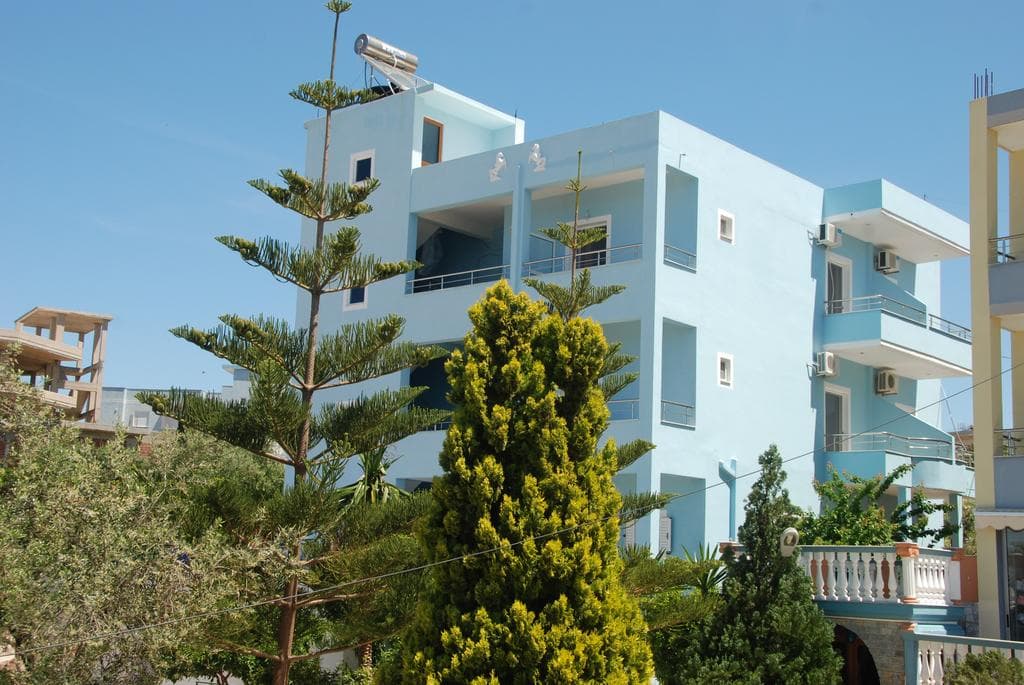 Joni Apartment