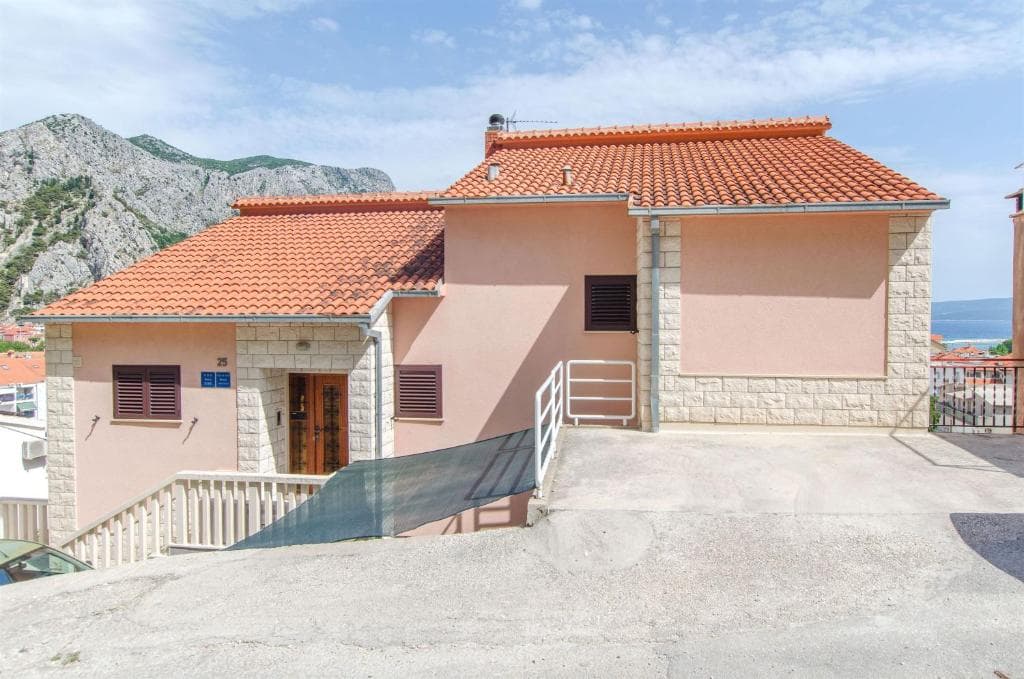 Zecic Apartments