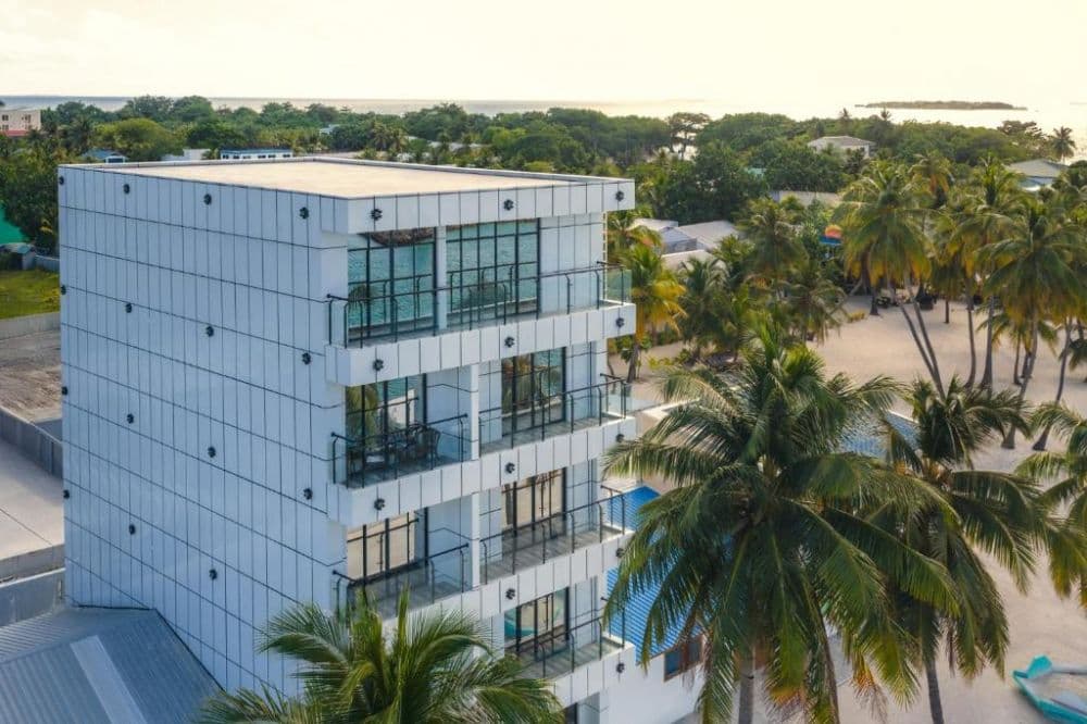 Готель Wings by Hawks Hotels Kamadhoo — Баа Атол, Мальдіви