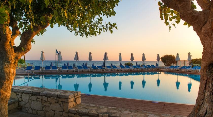 Silva Beach Hotel