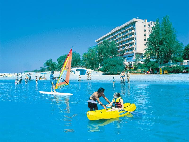 Poseidonia Beach