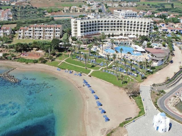 Golden Coast Hotel