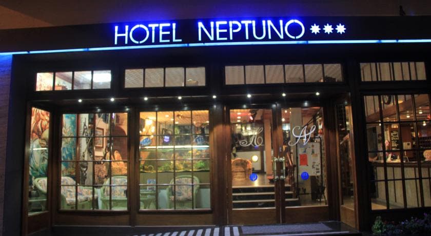 Neptuno Calella Hotel