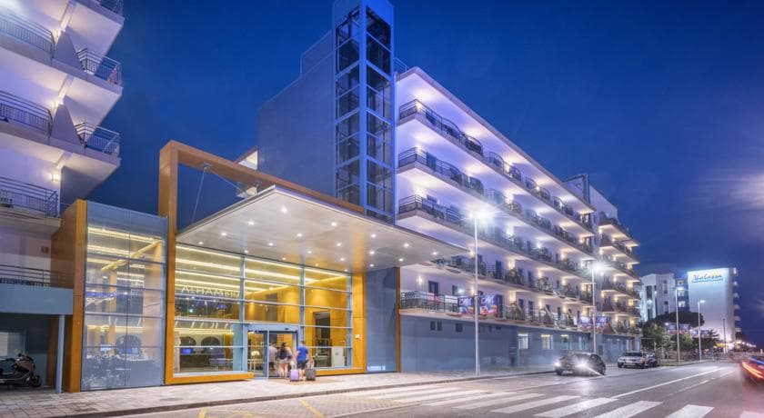 Alhambra Hotel