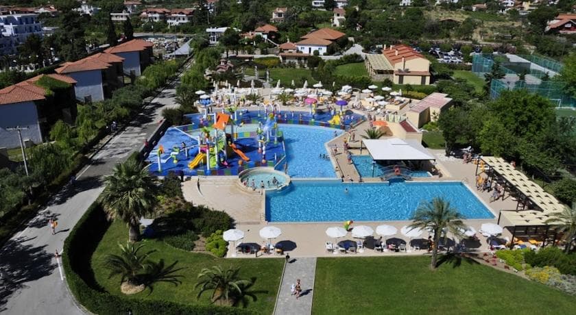 Готель Bomo Platamon Cronwell Resort — Пієрія, Греція