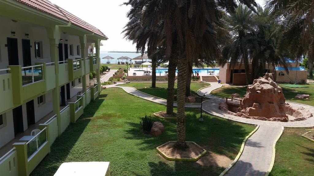 Flamingo Beach Resort