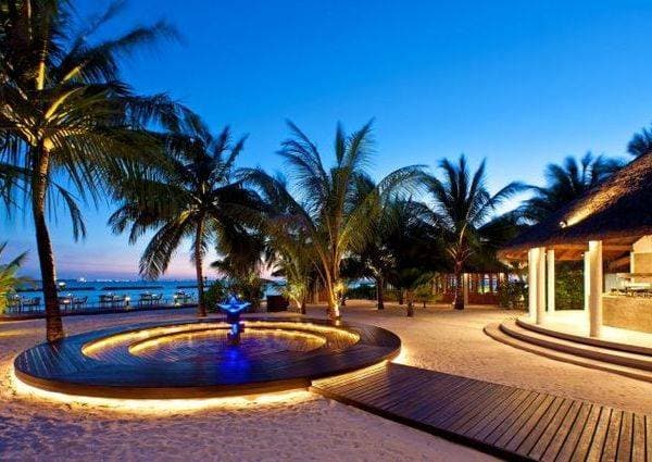 Sheraton Maldives Full Moon Resort & Spa
