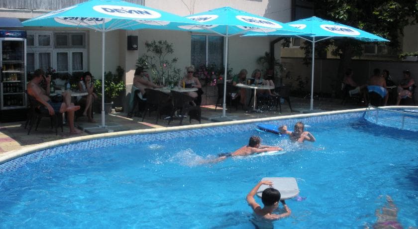 Peshev Hotel