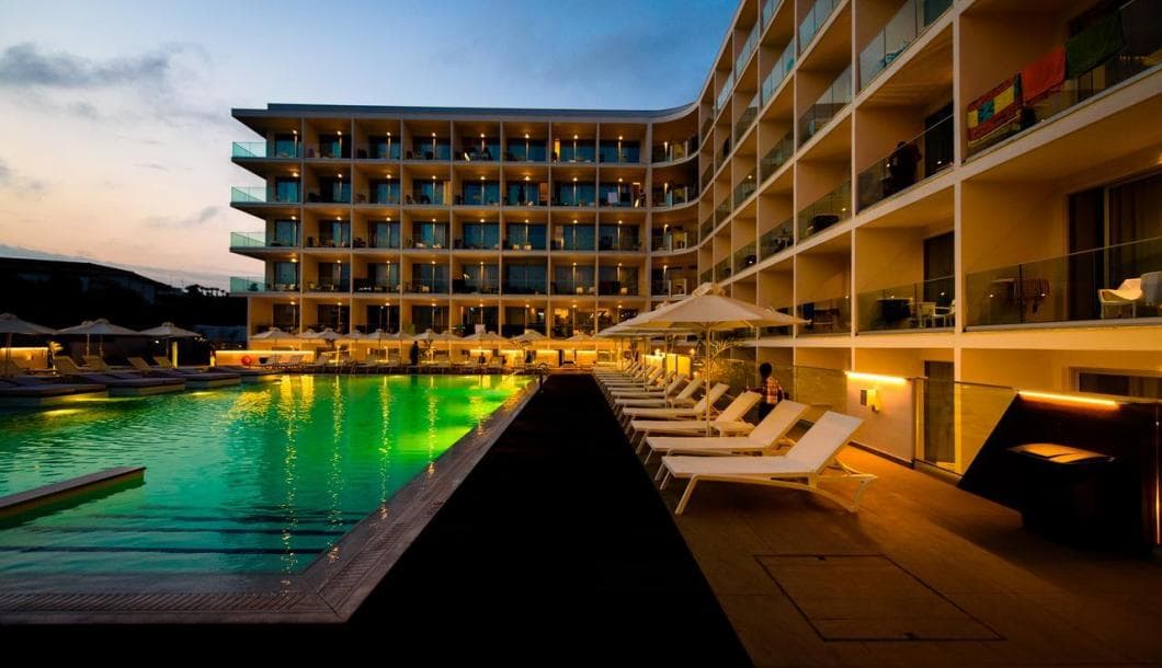 Eleana Hotel