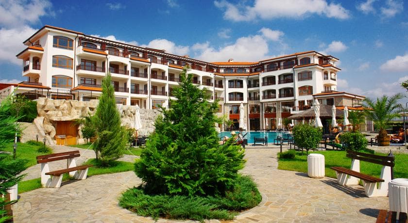 The Vineyards Resort