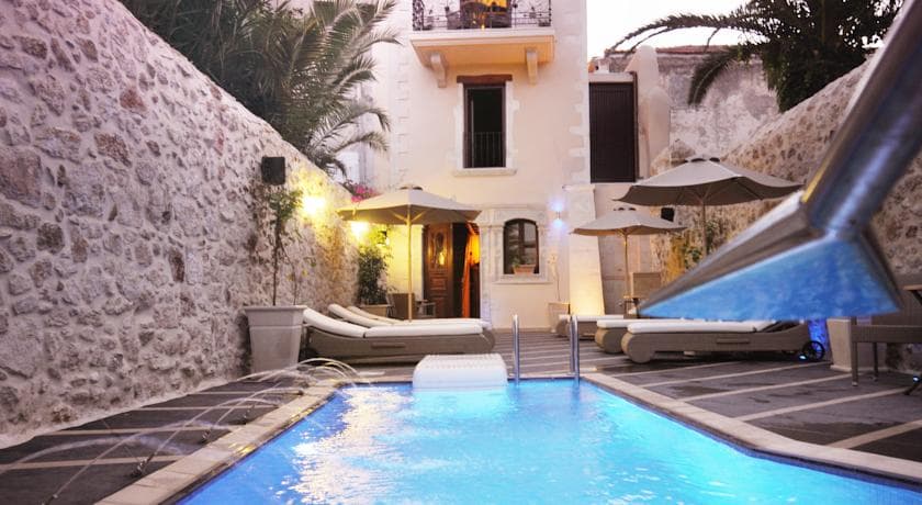 Antica Dimora Suites Hotel